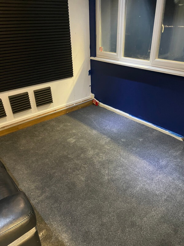 FA8A7470-8A4F-49F8-9623-9C508F812D94